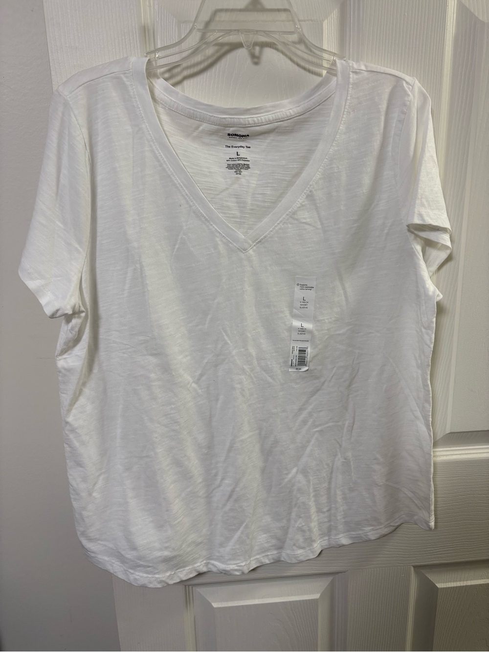 Eileen Fisher White V-Neck Short Sleeve Tee